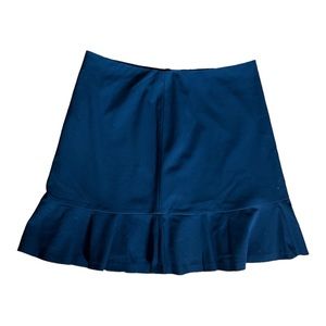 Vince Camuto black side zip. Size 10 MIDI